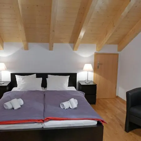 Sleeps 6 Wifi Apartmán
