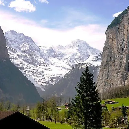 Daire Sleeps 6 Wifi Lauterbrunnen